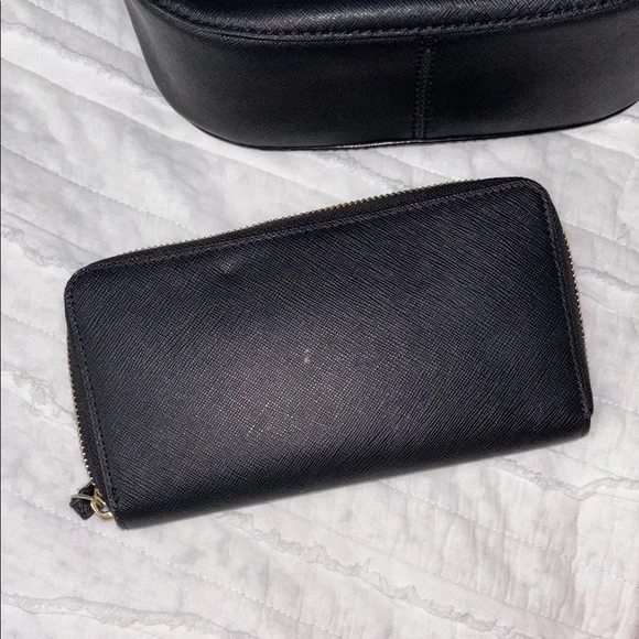 Kate Spade black crossbody purse and wallet - Picture 5 of 5